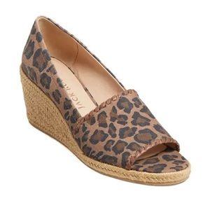 NWOT Jack Rogers Palmer Espadrille Wedge Sandals